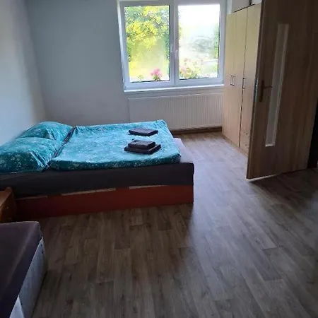 Poblíž Ostravy Hladke Zivotice